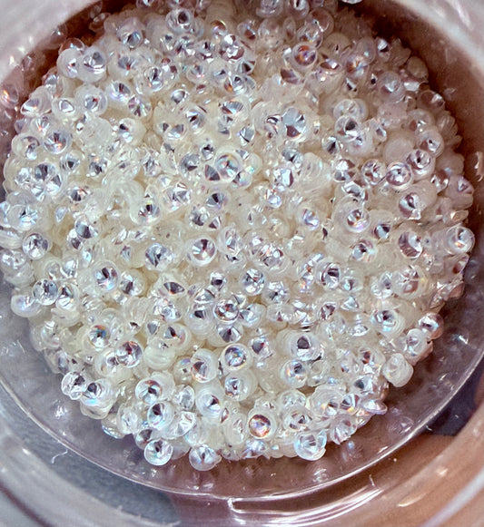 Pearl glitter